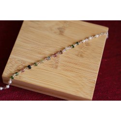 Bracelet en argent avec pierres et perles
