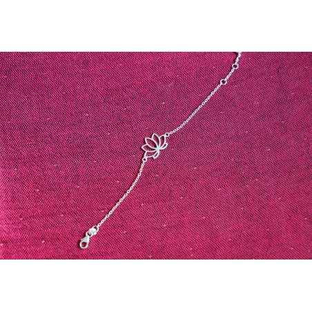 Bracelet en argent avec lotus