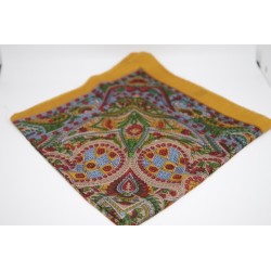 Carré de soie jaune paisley bleu et rouge