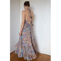 Robe dos nus bleu et grise