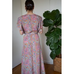 Robe portefeuille avec manches évasées