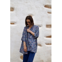 Kimono court bleu à fleurs