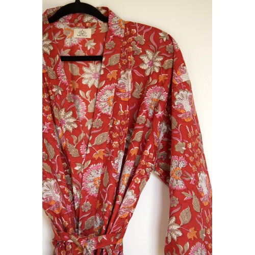 Kimono en coton rouge fleuris