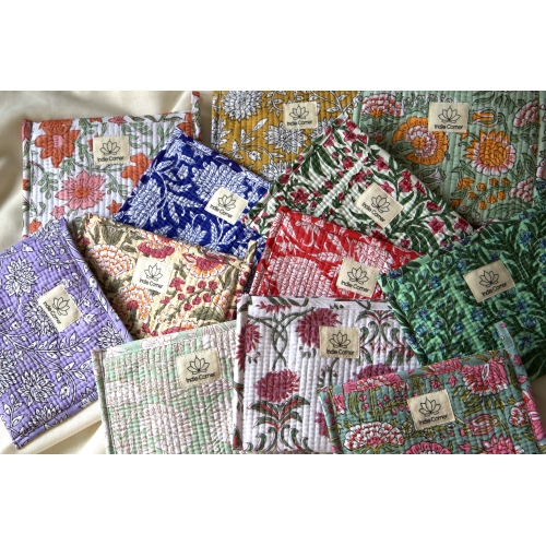 Pochette en coton matelassé violet