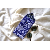 Etui à lunette en coton matelassé bleu
