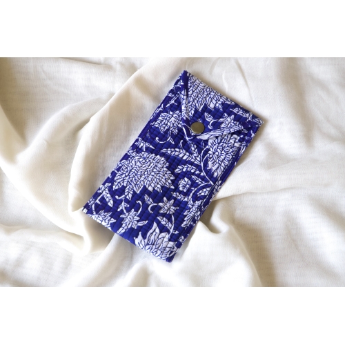 Etui à lunette en coton matelassé bleu