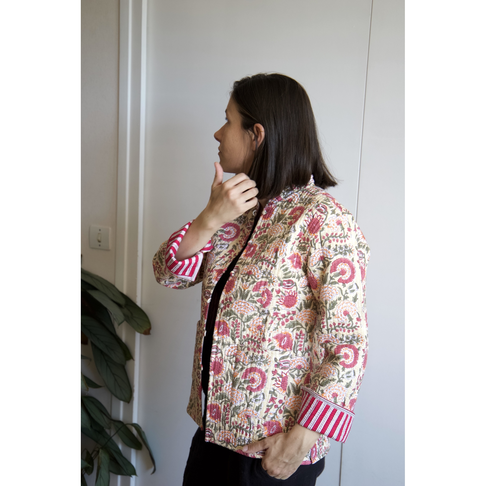 Veste matelassé beige fleurs rose