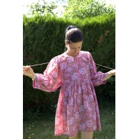 Robe rose courte en coton