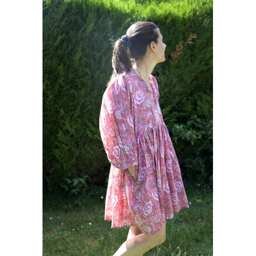 Robe rose courte en coton