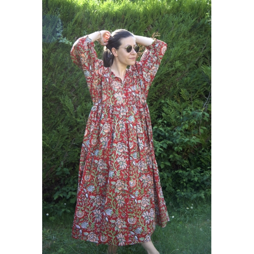Robe longue rouge et verte en coton