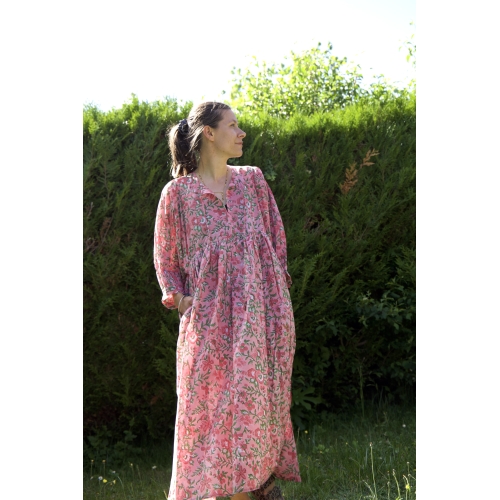 Robe longue rose en coton