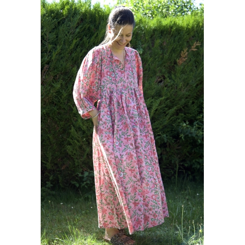 Robe longue rose en coton