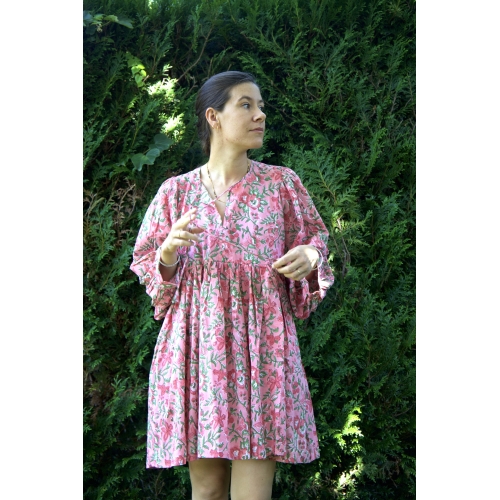 Robe rose et verte courte en coton