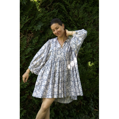 Robe grise courte en coton
