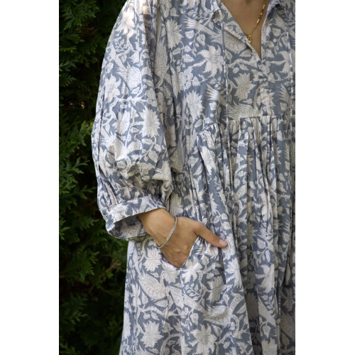 Robe grise courte en coton