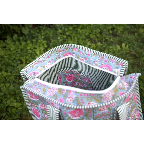 Sac cabas en coton avec fermeture éclair matelassé bleu rose vert