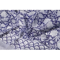 Grand foulard carré en coton bleu