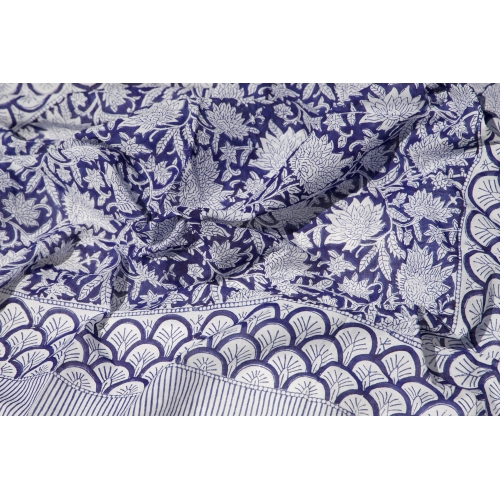 Grand foulard carré en coton bleu