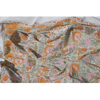 Grand foulard carré en coton orangé