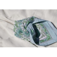 Mini foulard carré coton vert