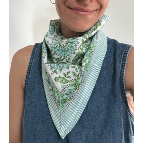 Mini foulard carré coton vert