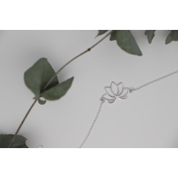 Bracelet en argent avec lotus
